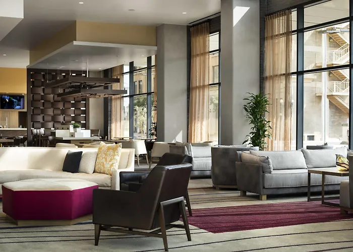 By Marriott Downtown Hotel