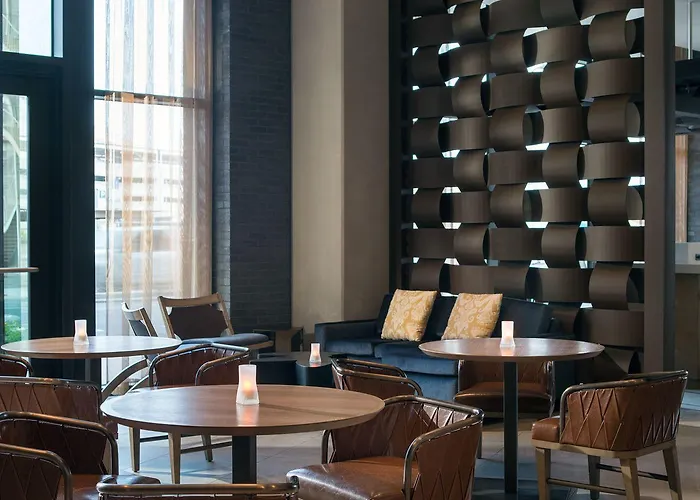 By Marriott Downtown Hotel