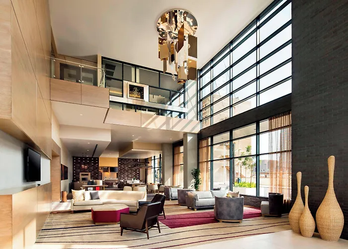 By Marriott Downtown 3*