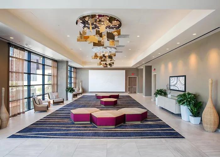 By Marriott Downtown Hotel